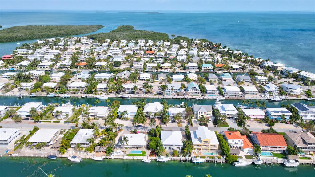 VENETIAN SHORES NO 3 - Residential