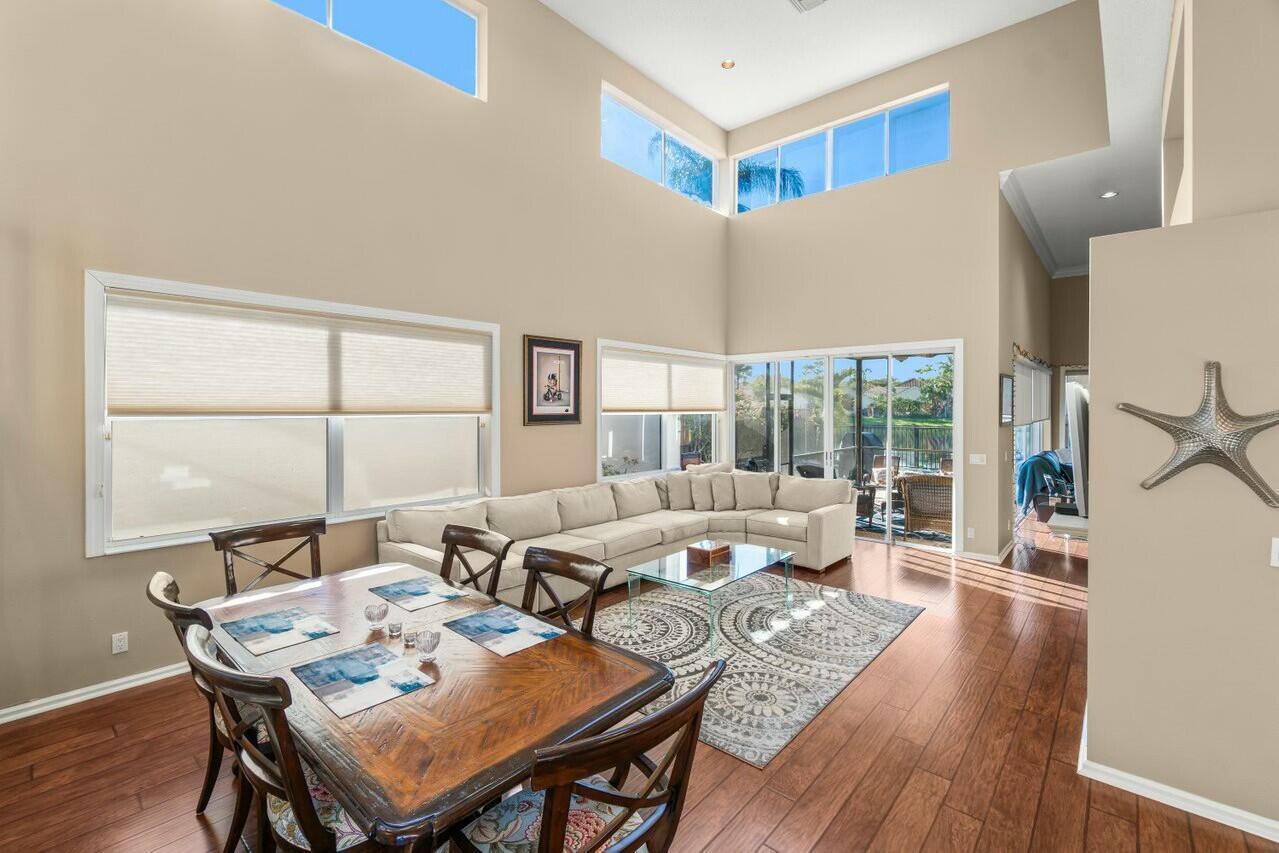 2476 NW 67th Street