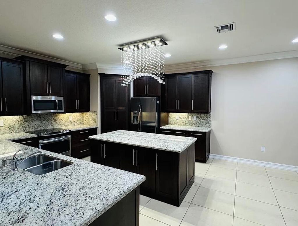 Photo of 14114 Paverstone Terrace, Delray Beach, FL 33446 (MLS # B26013971)