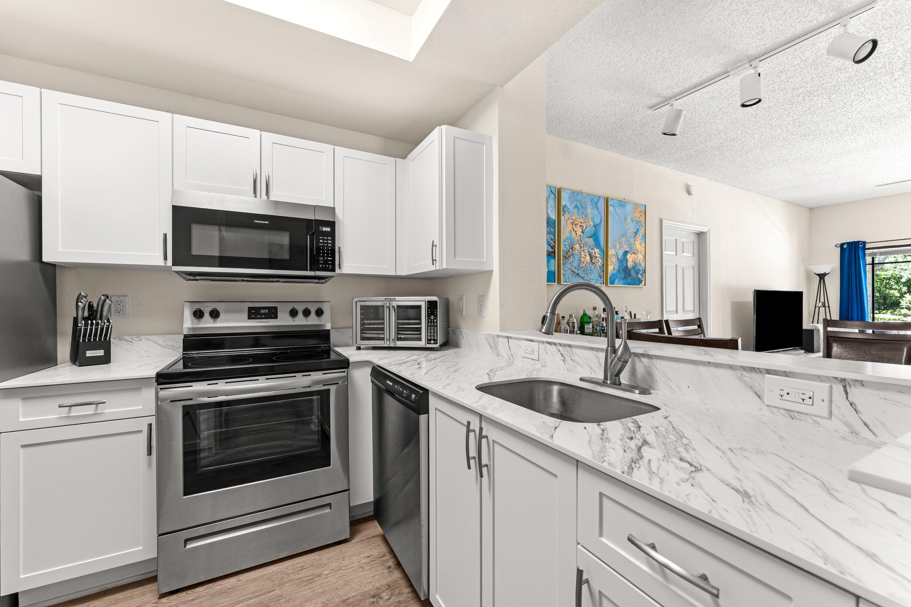 SAN MATERA THE GARDENS CONDO - Residential