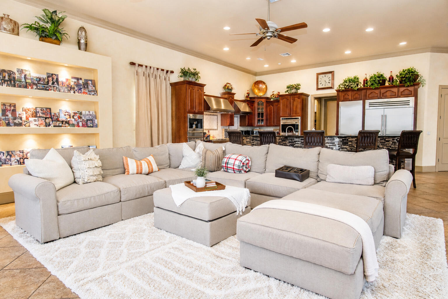 MONTE CARLO COUNTRY CLUB UNIT 2 - Residential