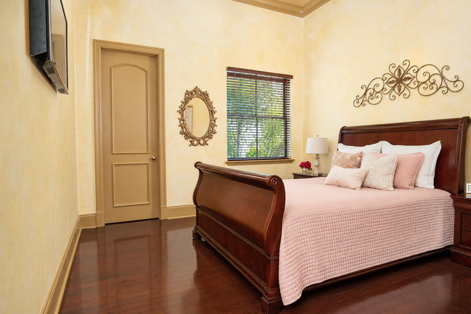 MONTE CARLO COUNTRY CLUB UNIT 2 - Residential