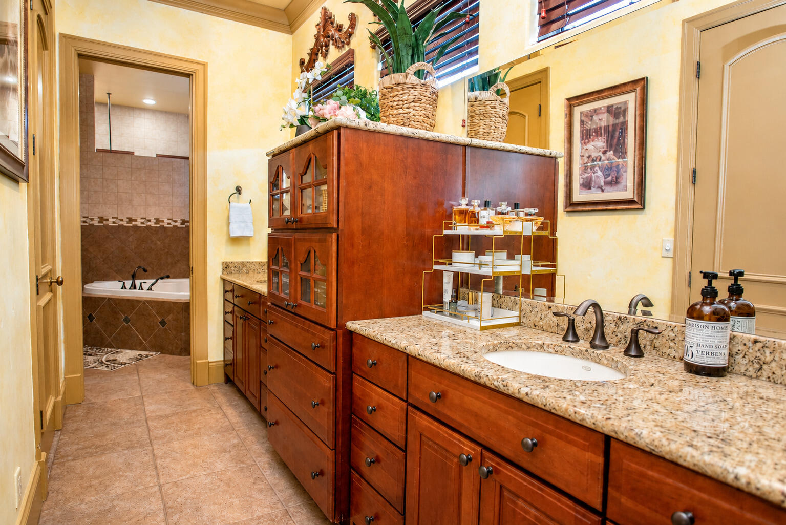 MONTE CARLO COUNTRY CLUB UNIT 2 - Residential