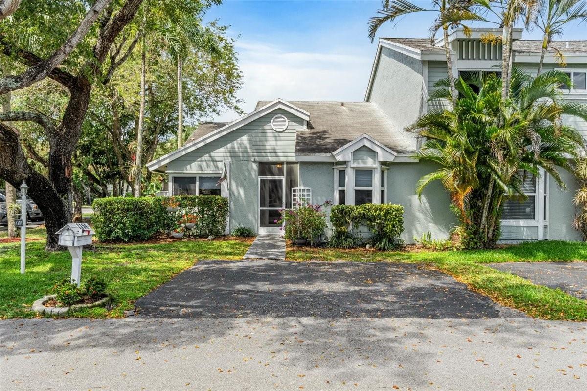 1151 SW 111th Ter