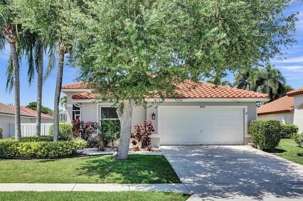 Photo of 6057 Kemper Lakes Drive, Lake Worth, FL 33463 (MLS # R11086130)