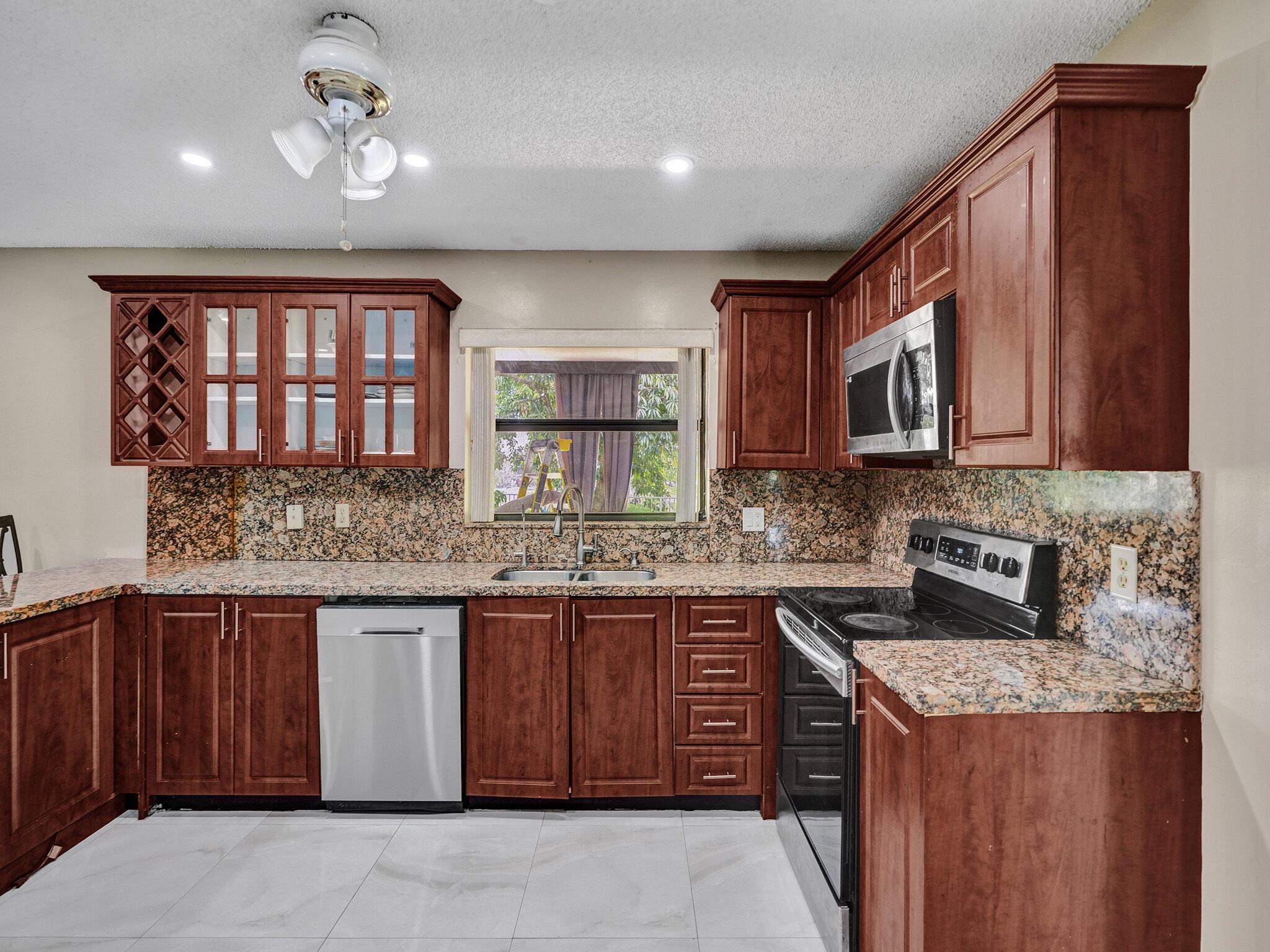 Riverdale - Residential Lease