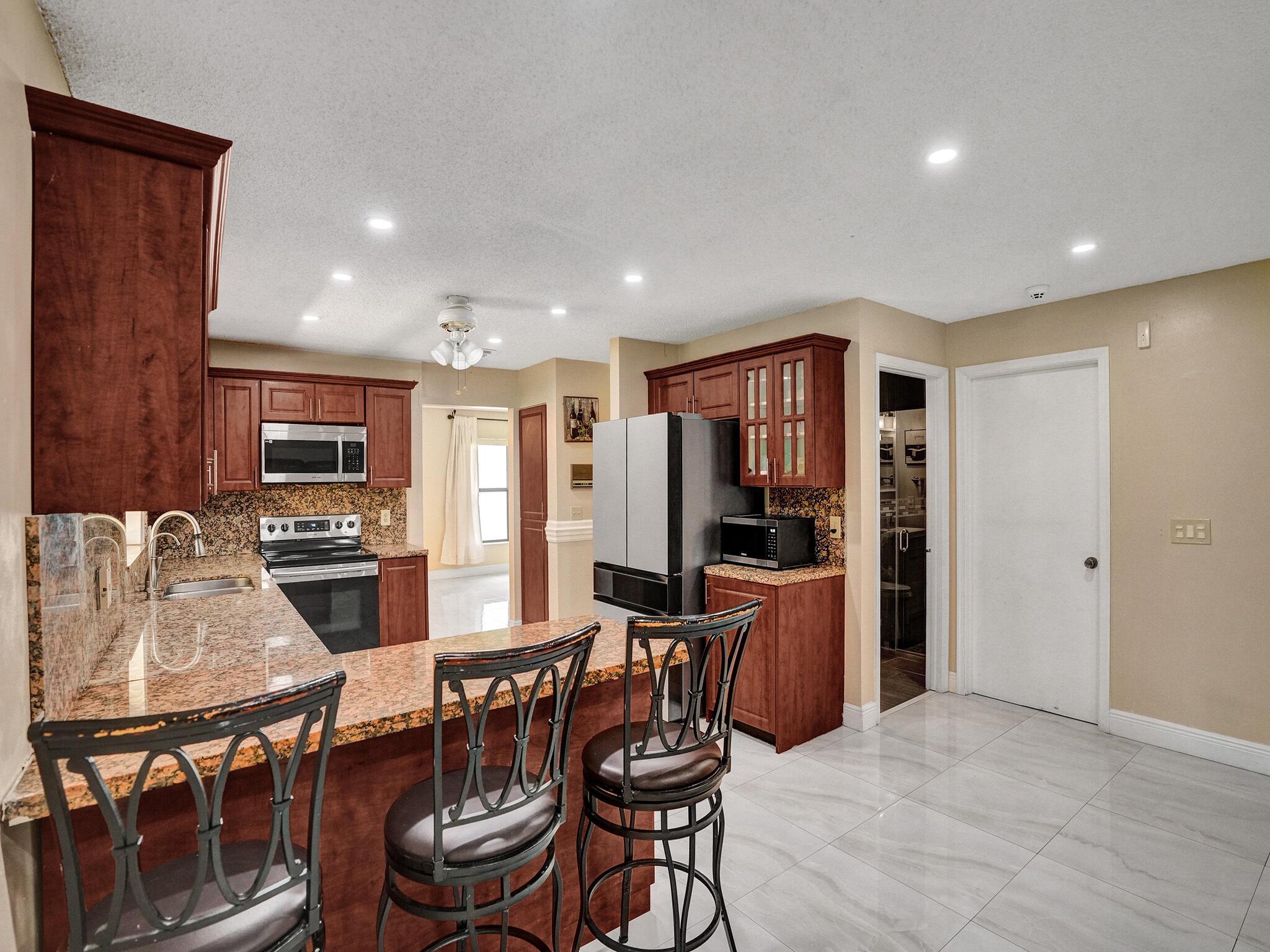 Riverdale - Residential Lease