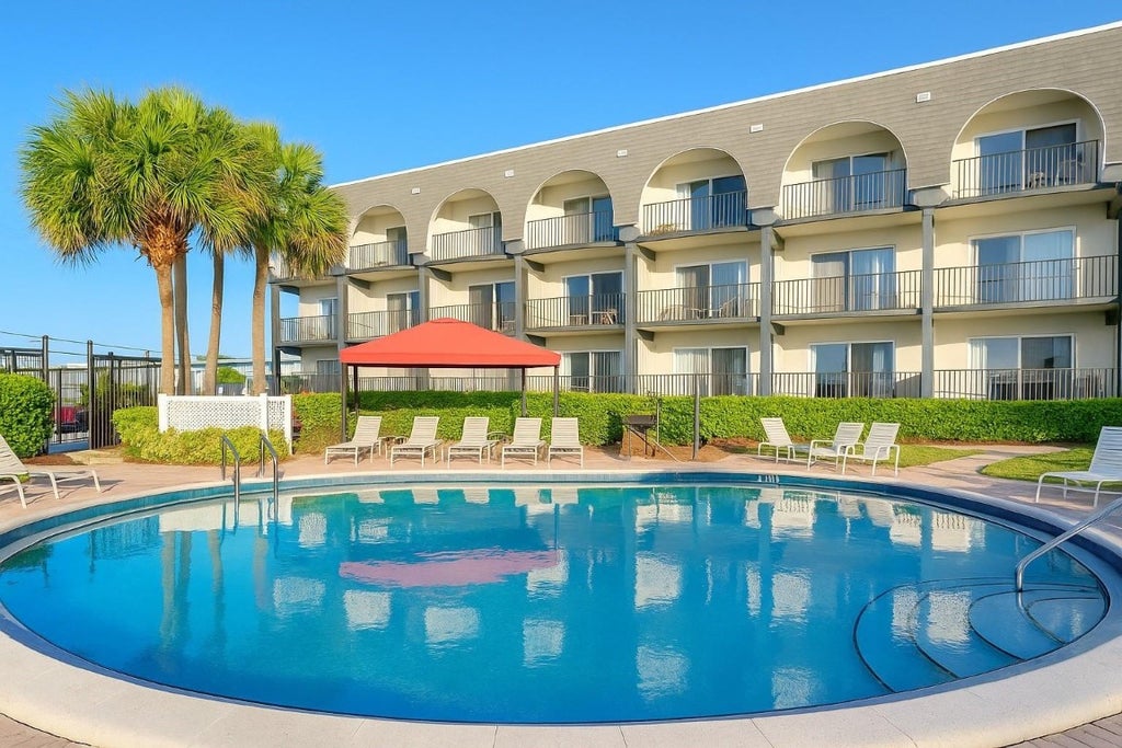 Photo of 4013 N Ocean Drive #301, Fort Lauderdale, FL 33308 (MLS # F10518107)