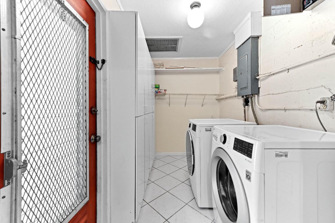 NORTH PALM BEACH VILLAGE - Residential