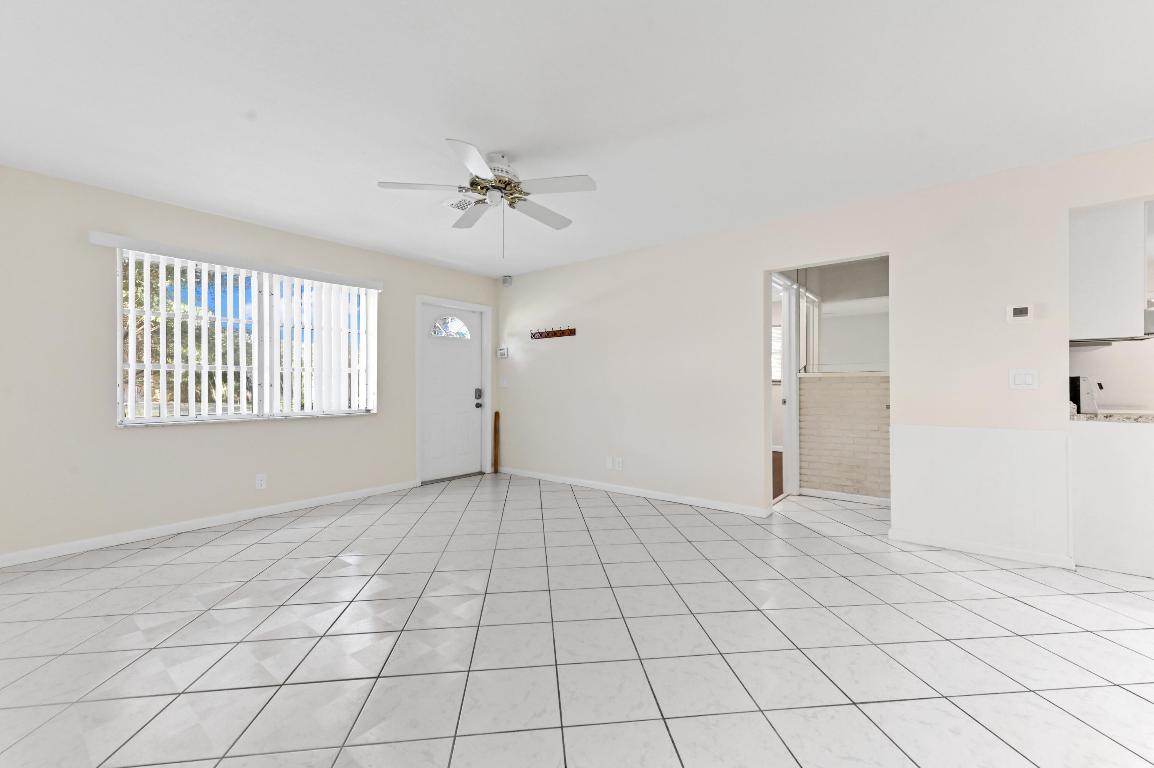 NORTH PALM BEACH VILLAGE - Residential