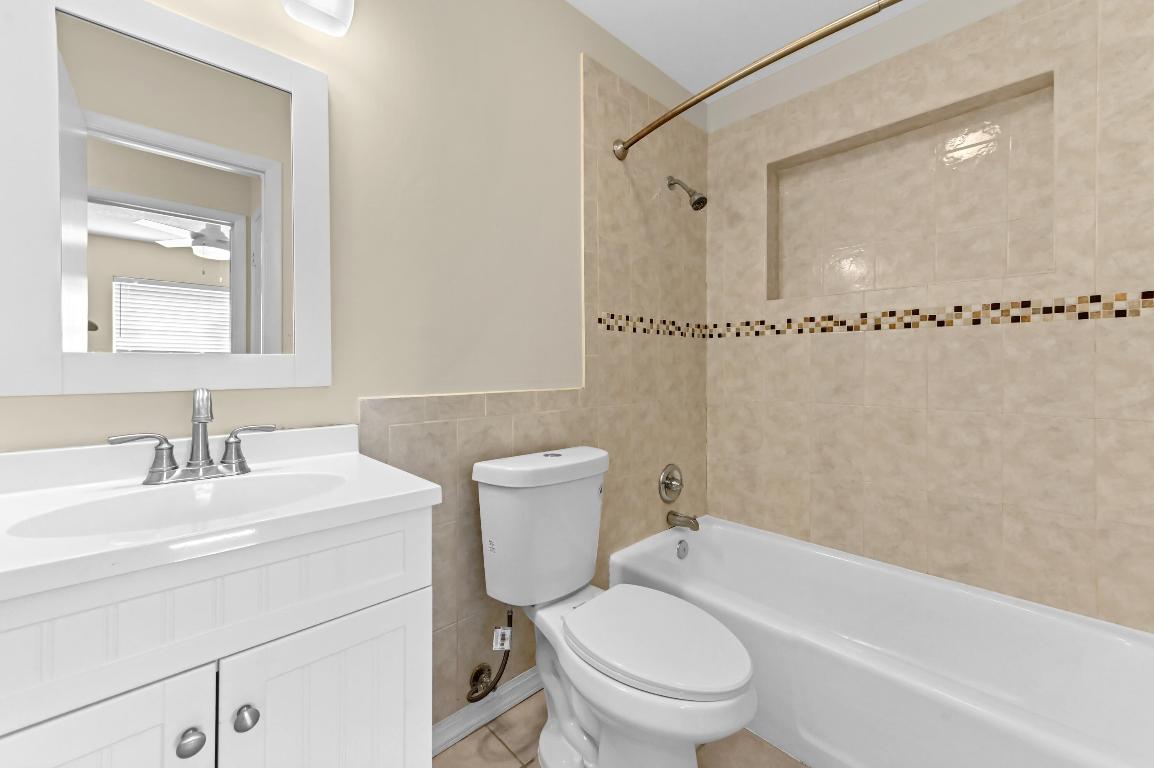 NORTH PALM BEACH VILLAGE - Residential