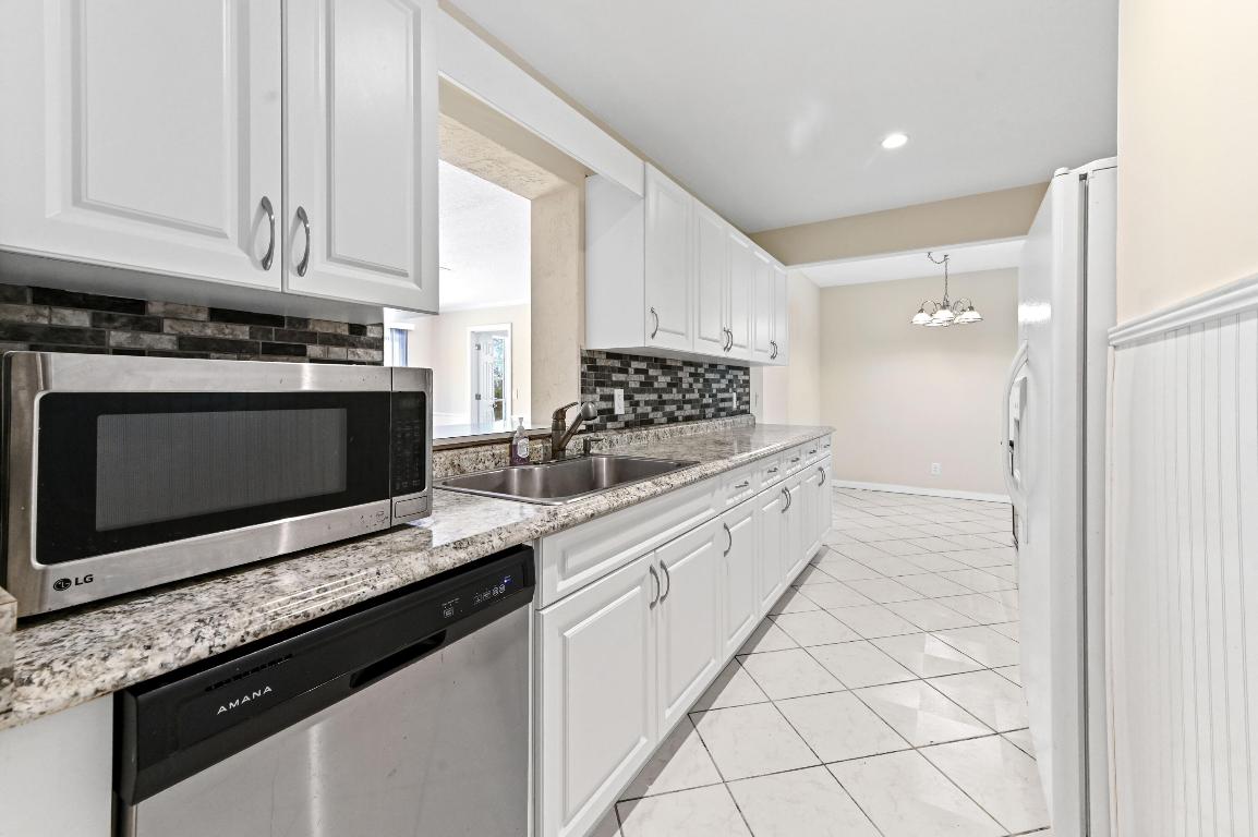 NORTH PALM BEACH VILLAGE - Residential