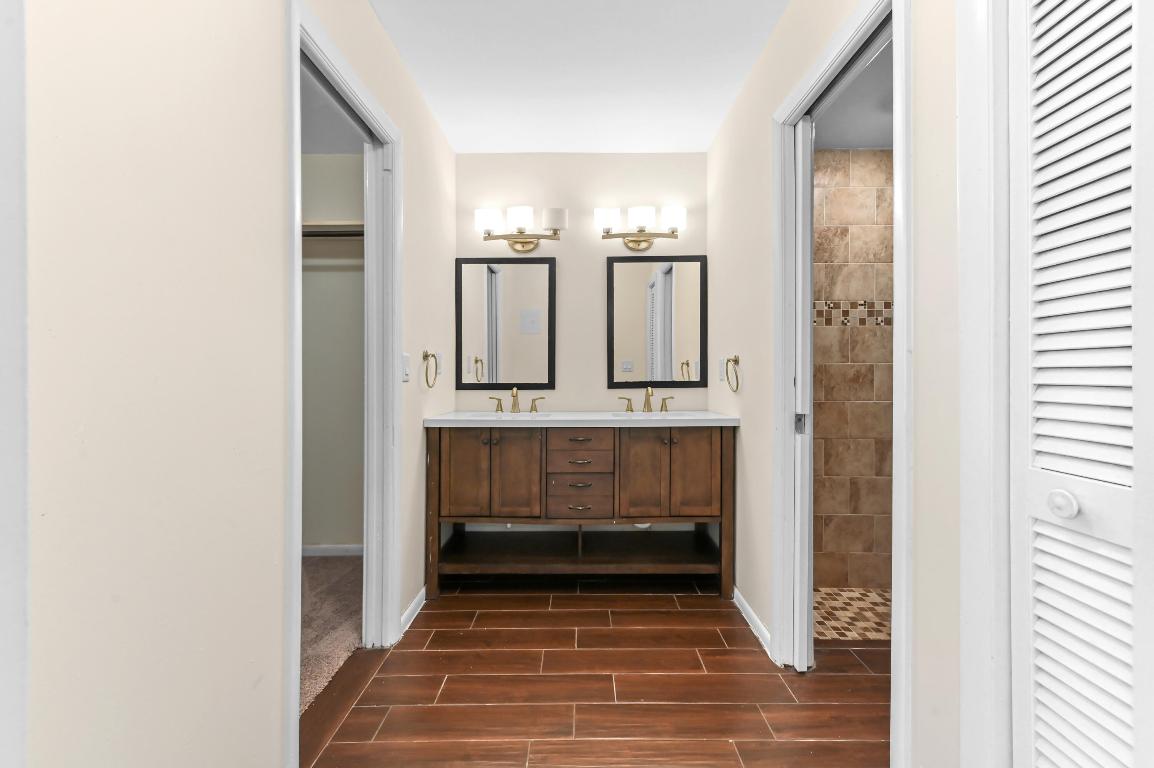 NORTH PALM BEACH VILLAGE - Residential