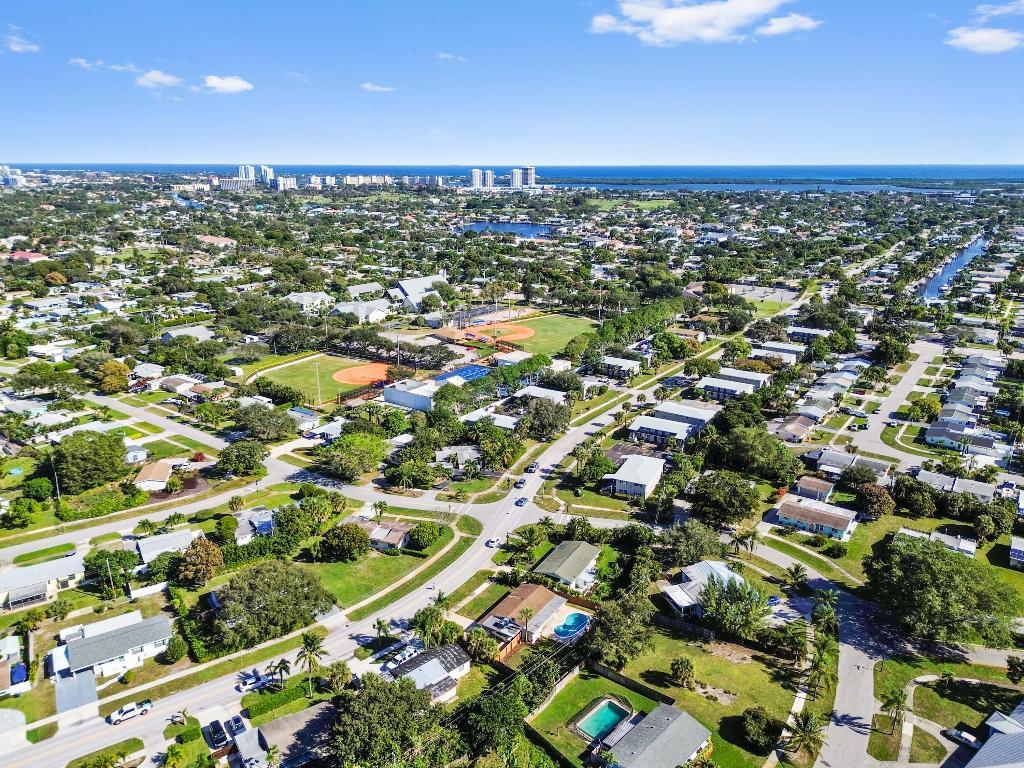 NORTH PALM BEACH VILLAGE - Residential