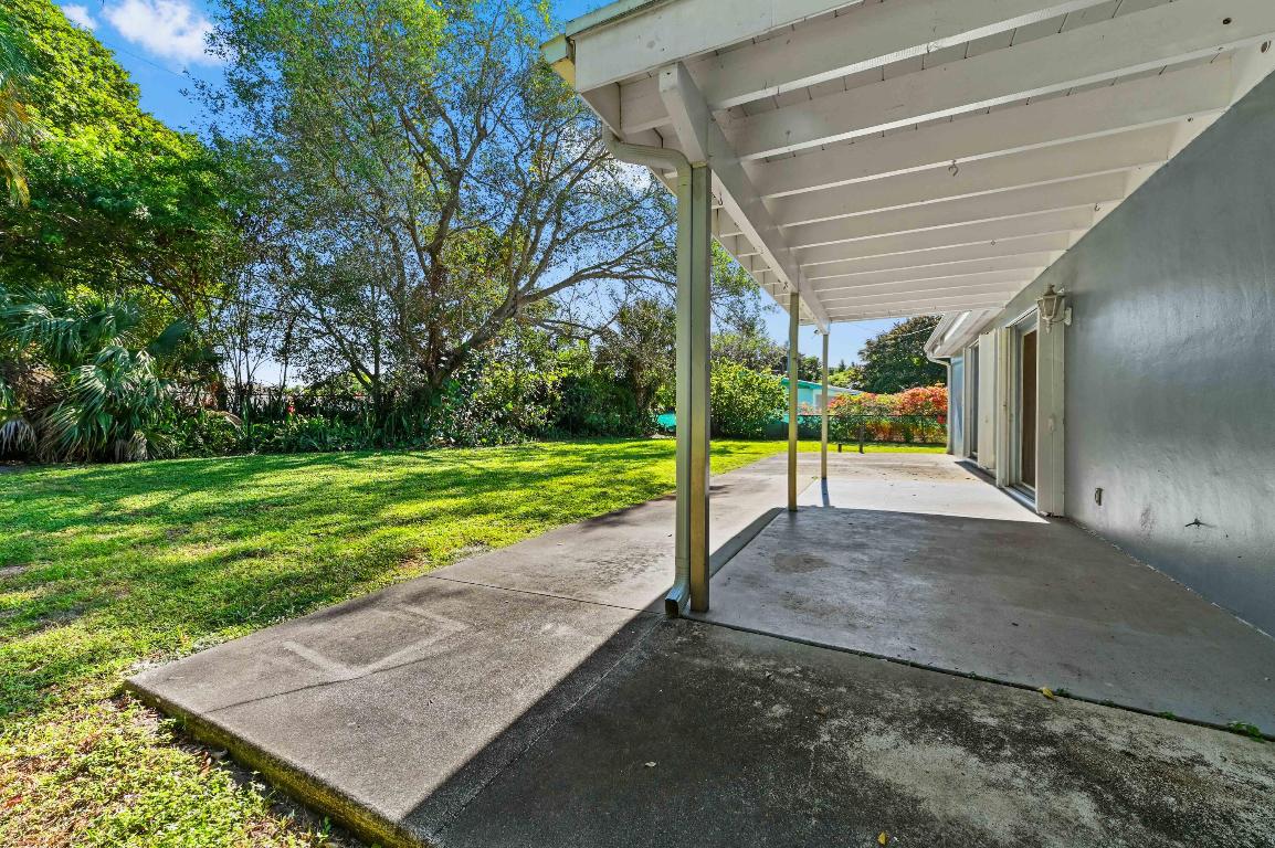 NORTH PALM BEACH VILLAGE - Residential