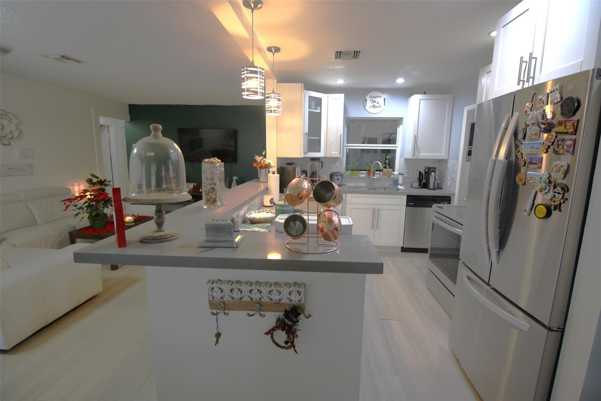 Photo 2 of 30 of 7329 Stardust Dr 7329 townhome