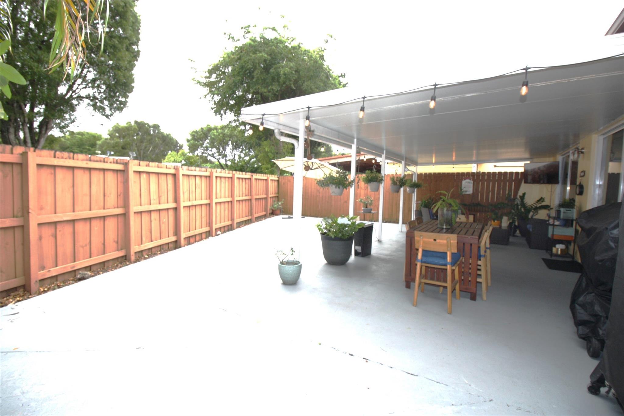 Photo 8 of 30 of 7329 Stardust Dr 7329 townhome