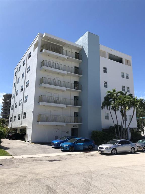 GALLERY CONDO - Residential Lease