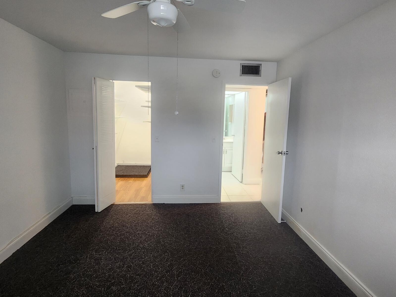 KINGS POINT BRITTANY COND - Residential