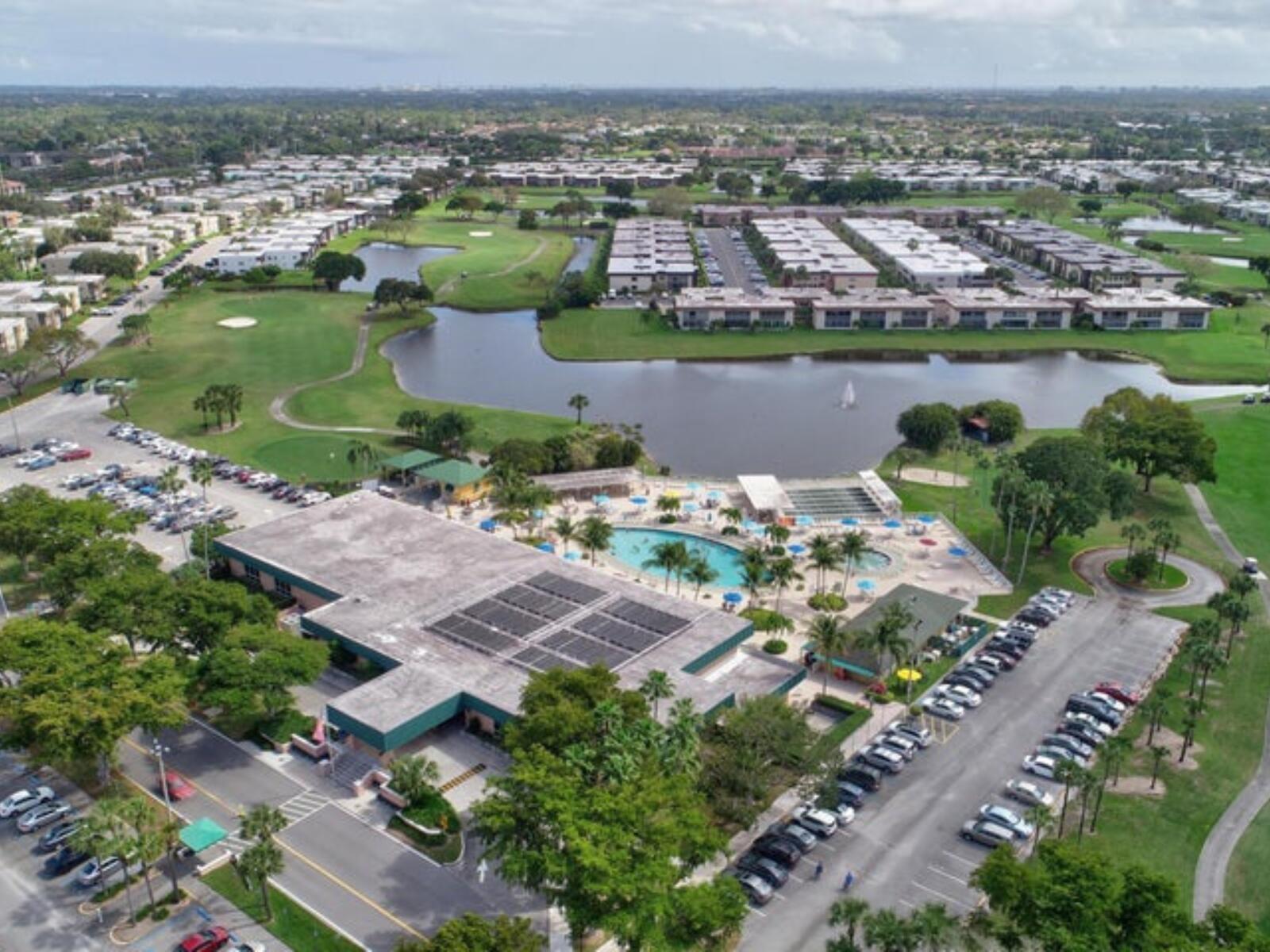 KINGS POINT BRITTANY COND - Residential