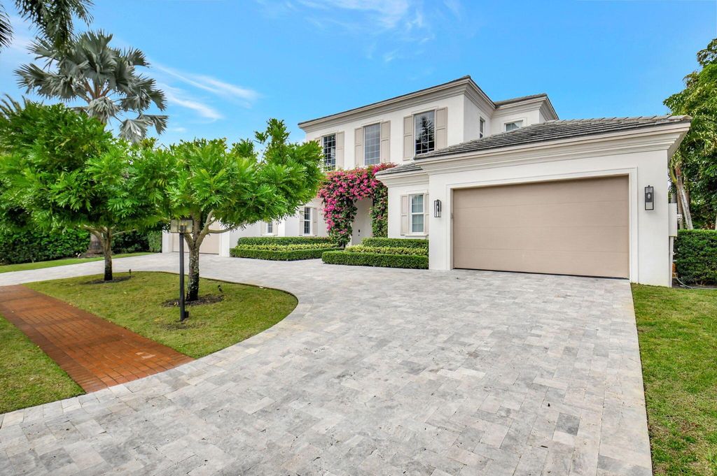 Photo of 7140 Queenferry Circle, Boca Raton, FL 33496 (MLS # R11056652)