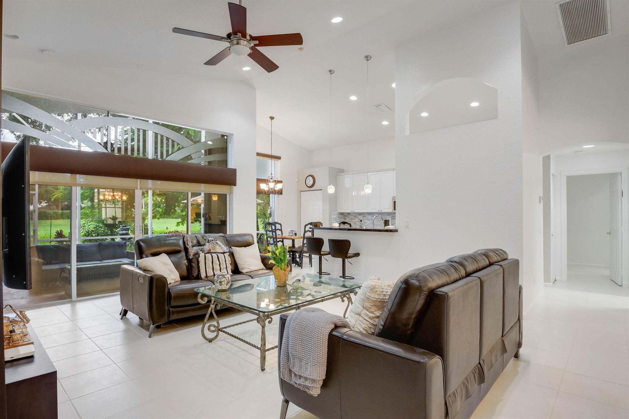 VALENCIA ISLES 2 - Residential