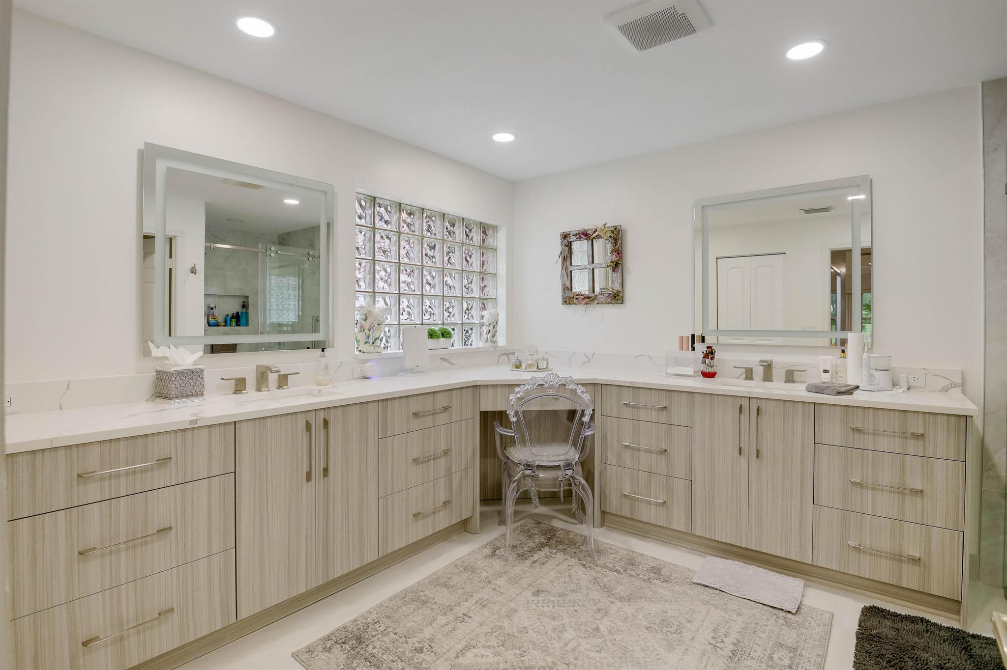 VALENCIA ISLES 2 - Residential