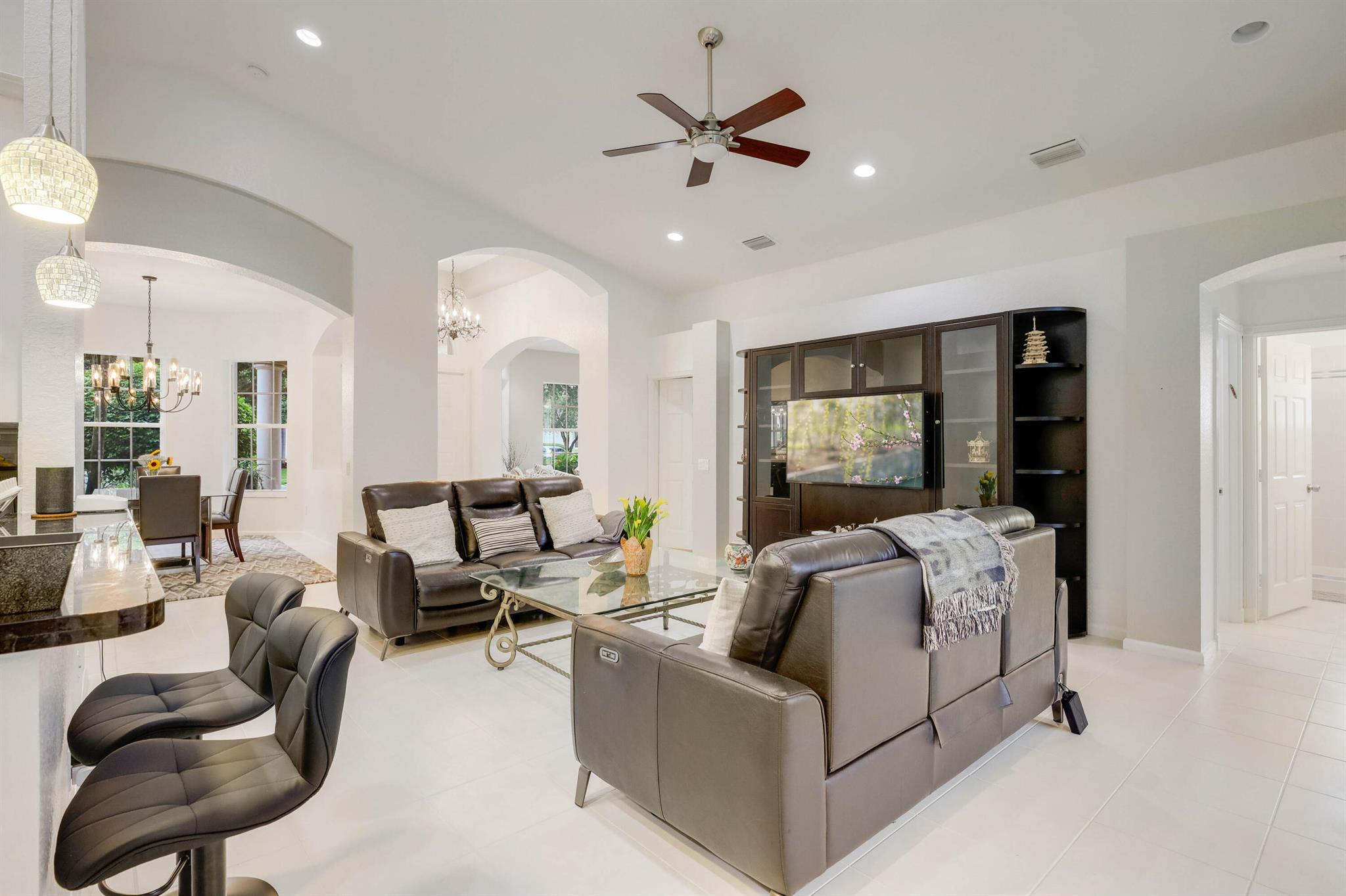 VALENCIA ISLES 2 - Residential