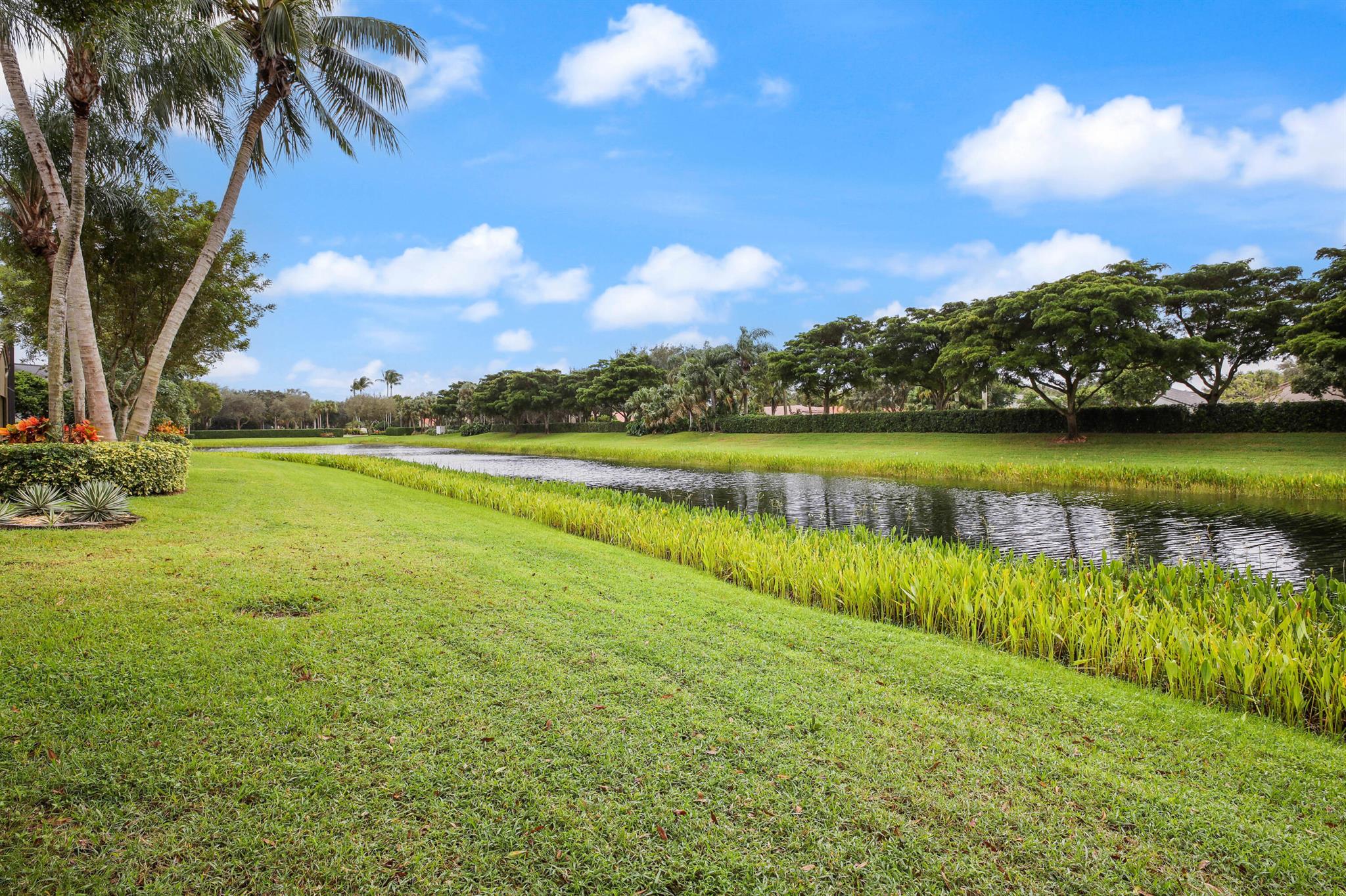 VALENCIA ISLES 2 - Residential