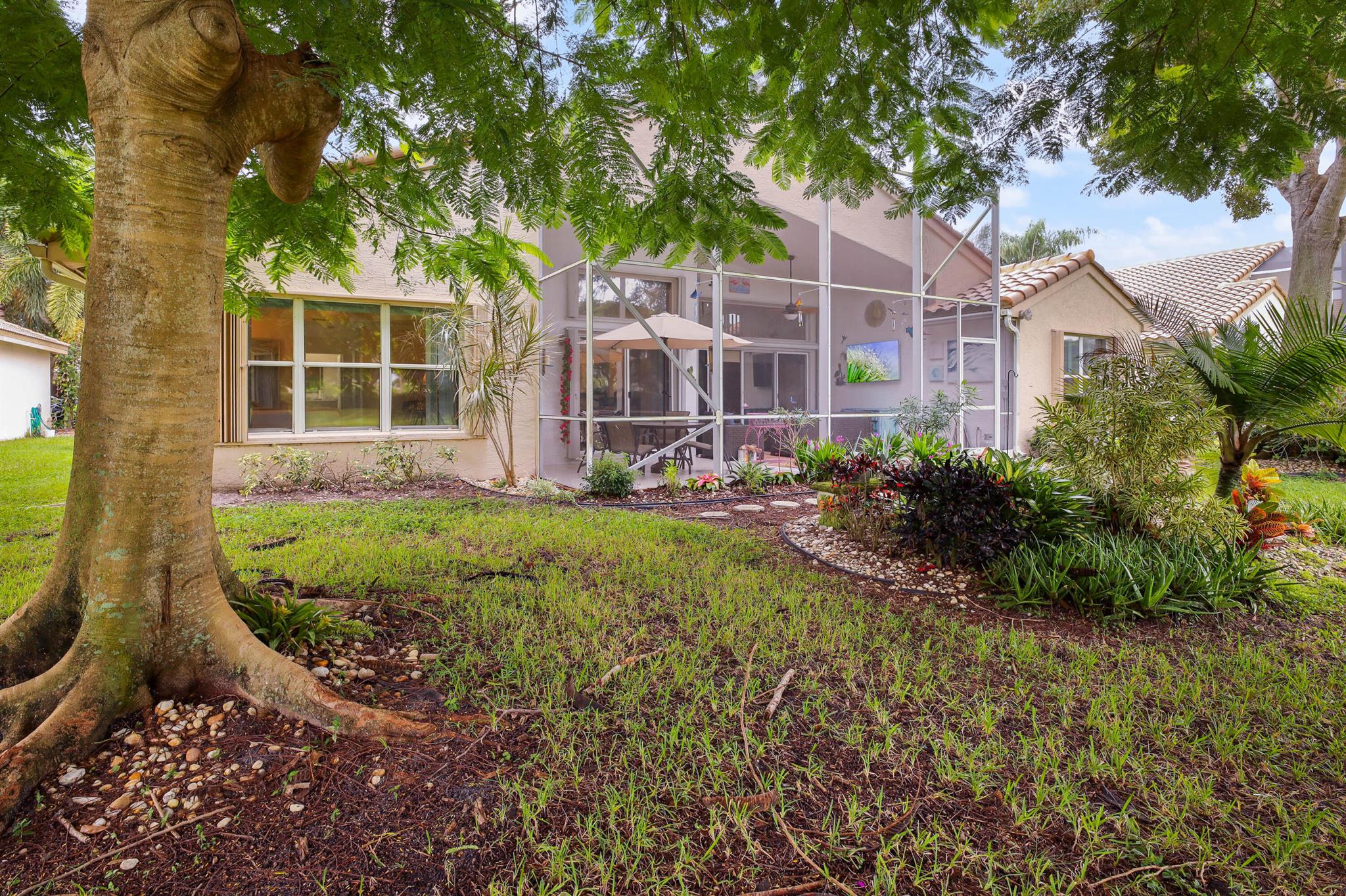 VALENCIA ISLES 2 - Residential