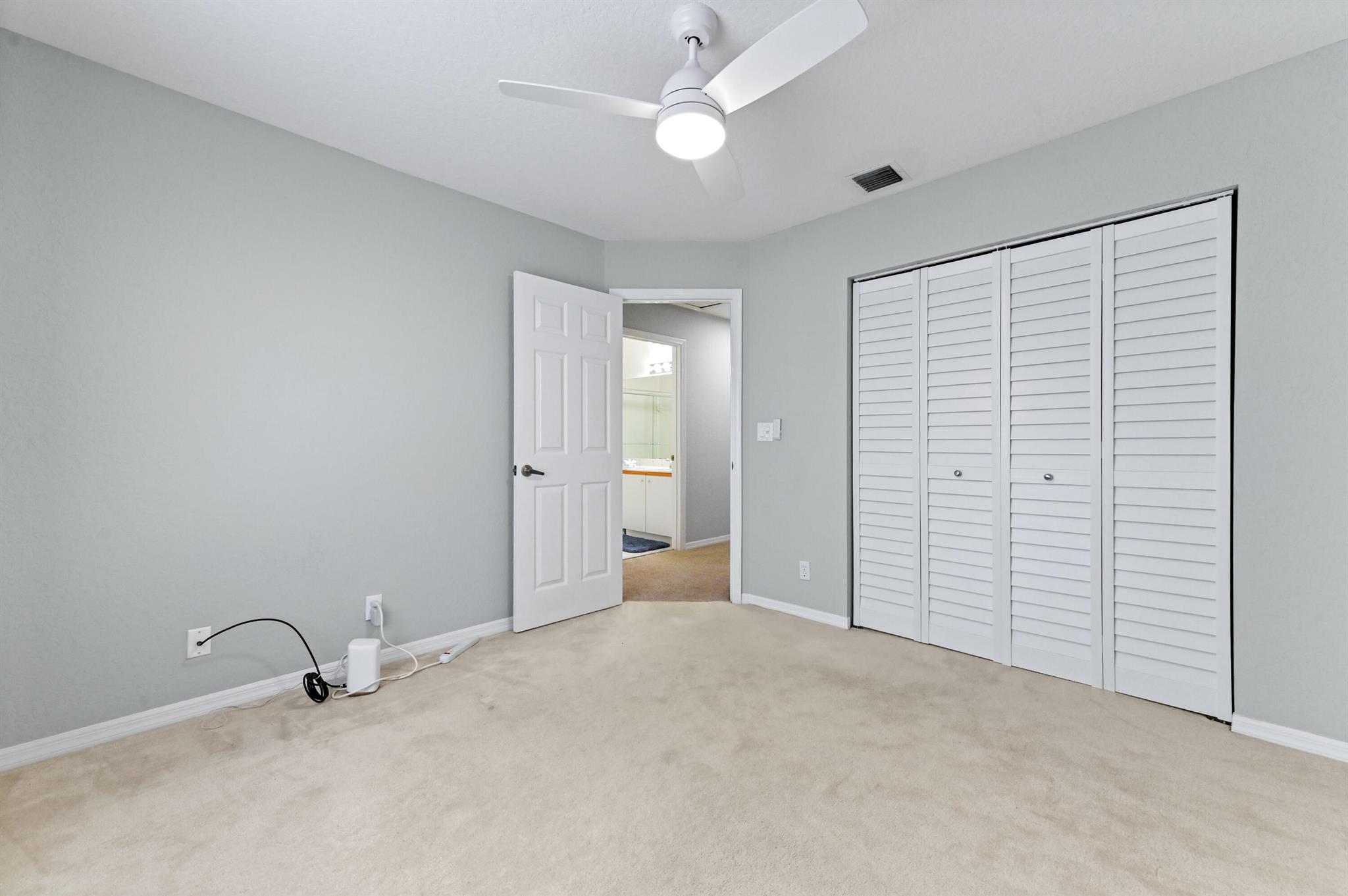 LAKE CHARLESTON - Residential