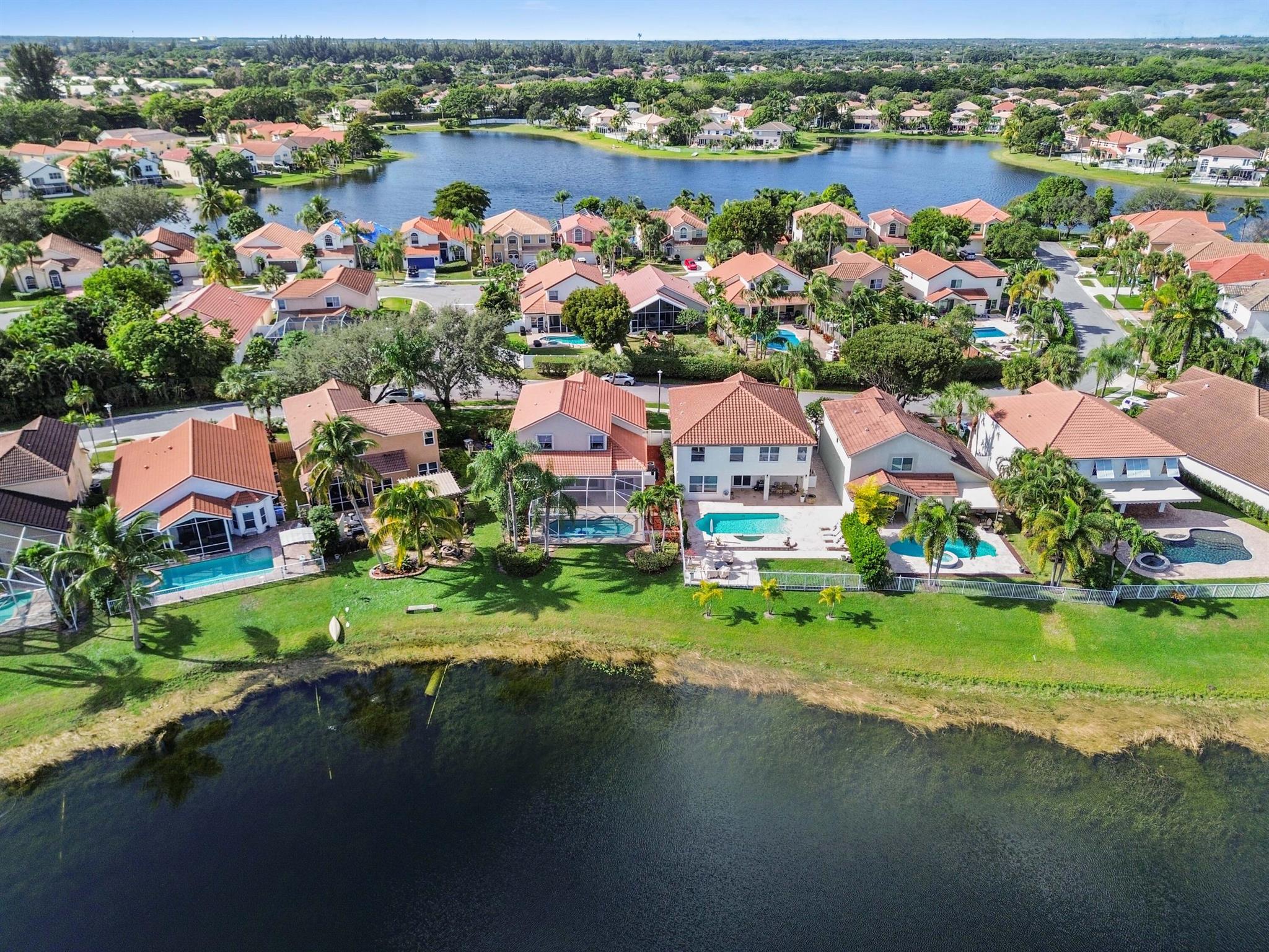 LAKE CHARLESTON - Residential