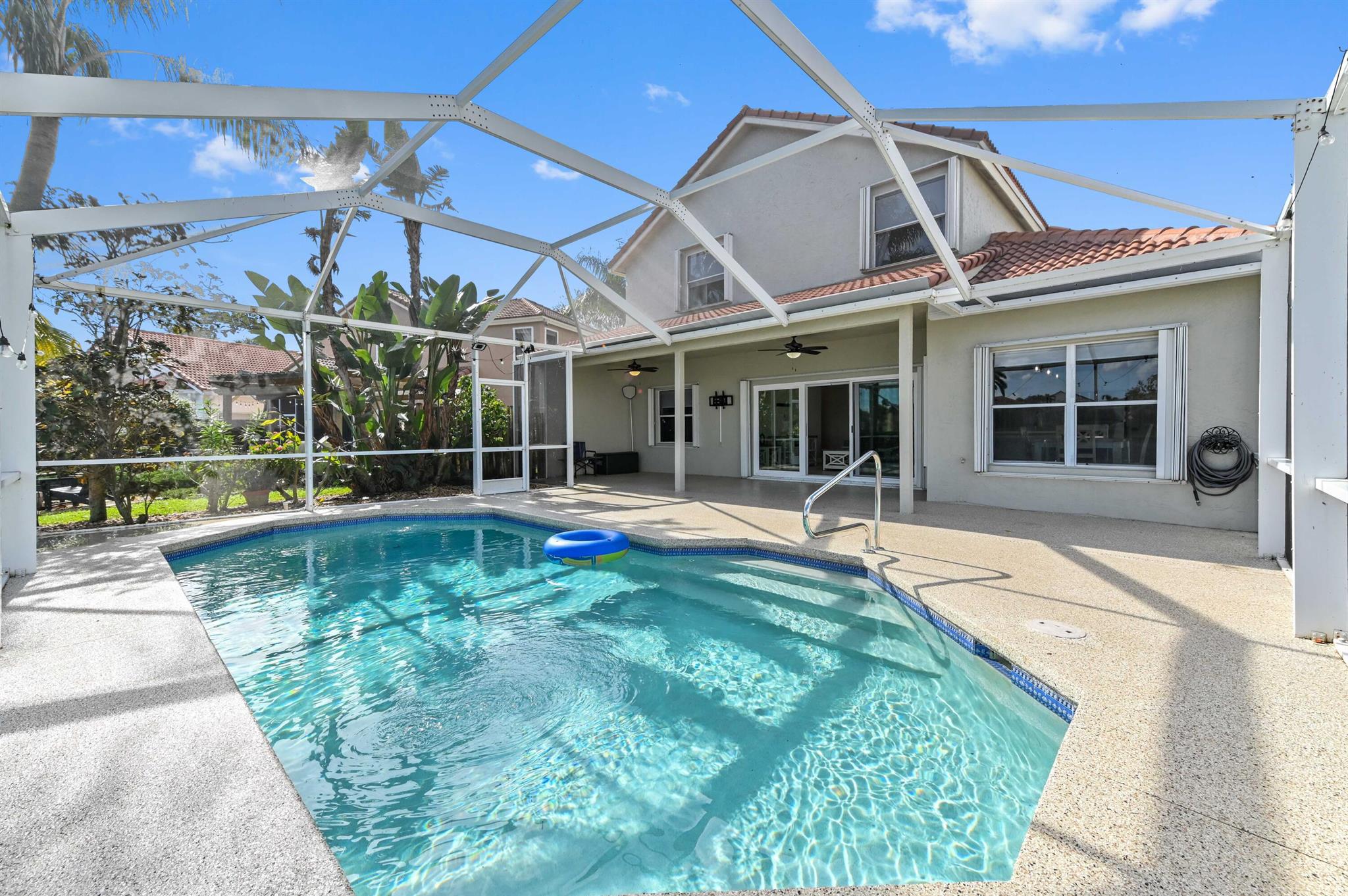 LAKE CHARLESTON - Residential