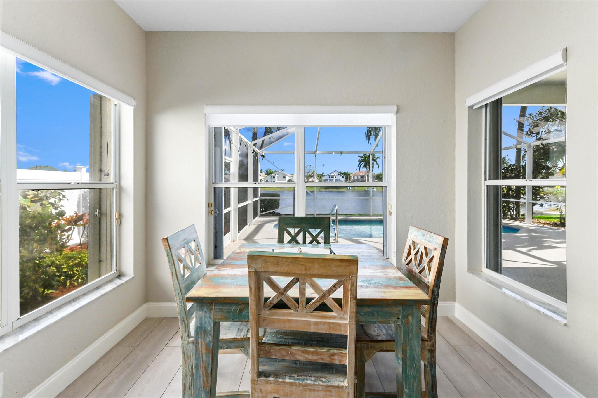 LAKE CHARLESTON - Residential