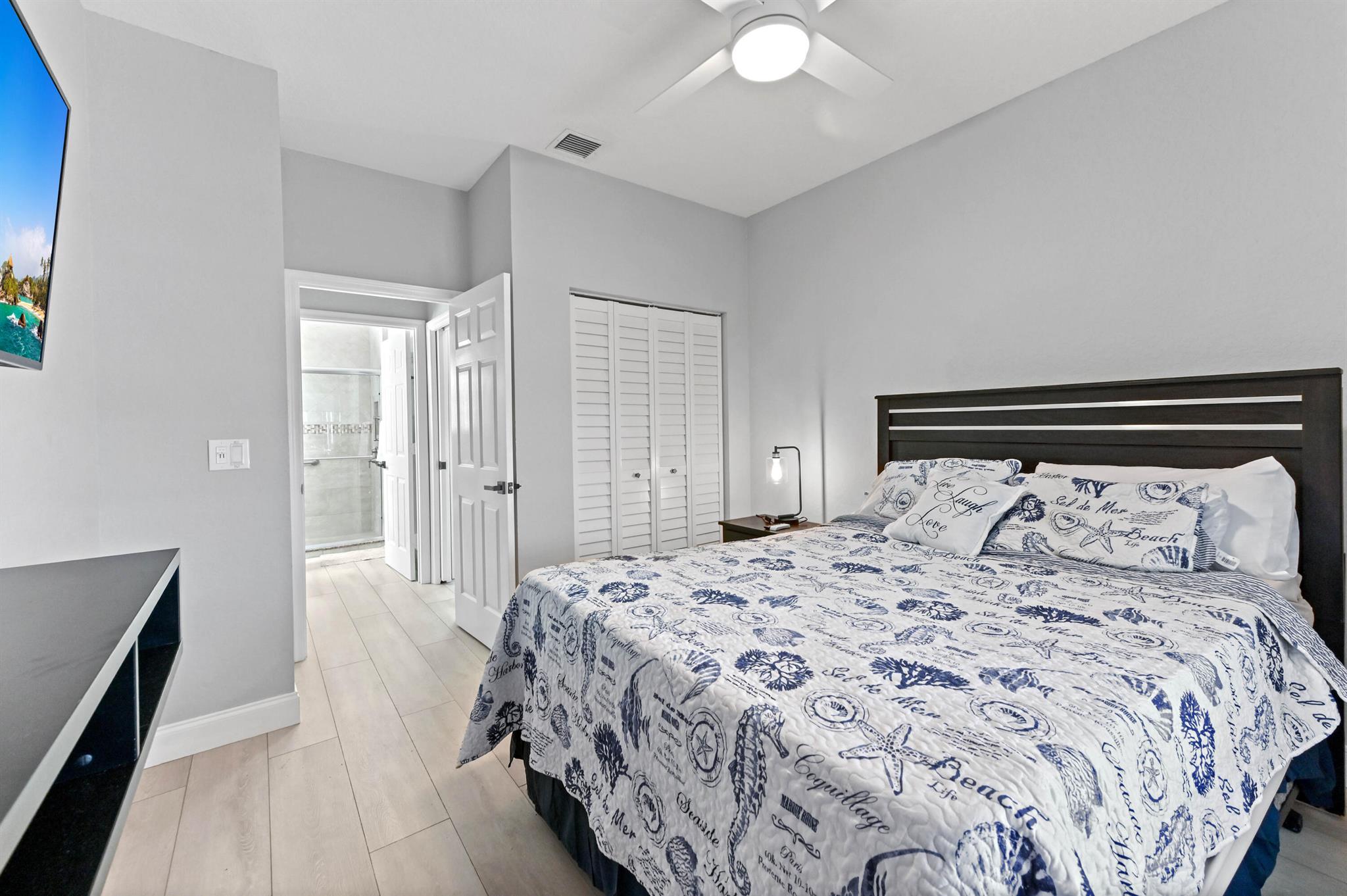 LAKE CHARLESTON - Residential