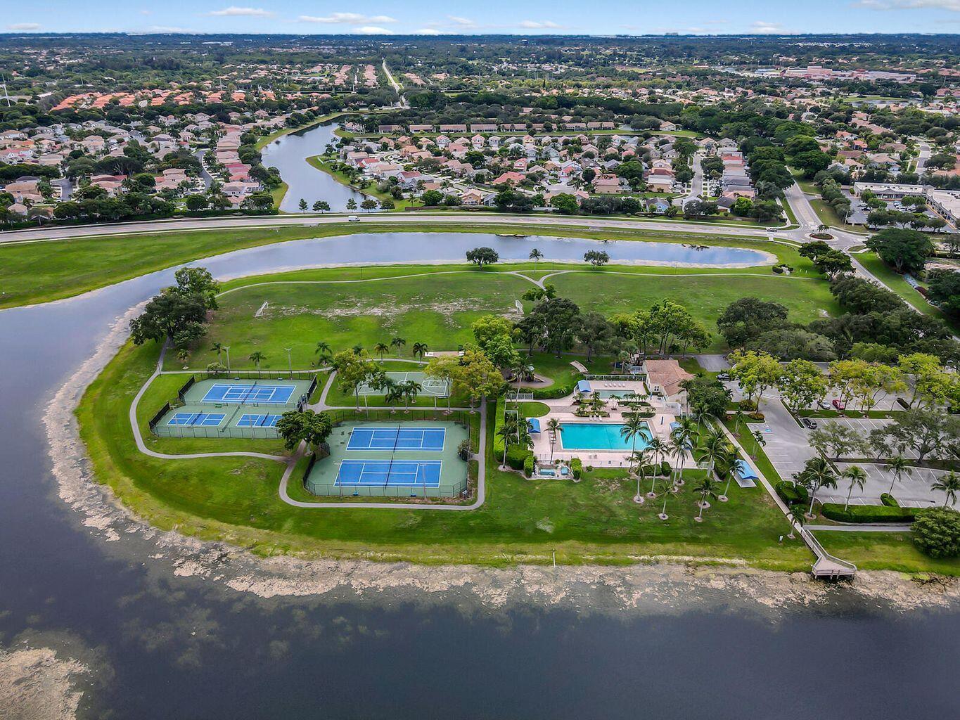 LAKE CHARLESTON - Residential