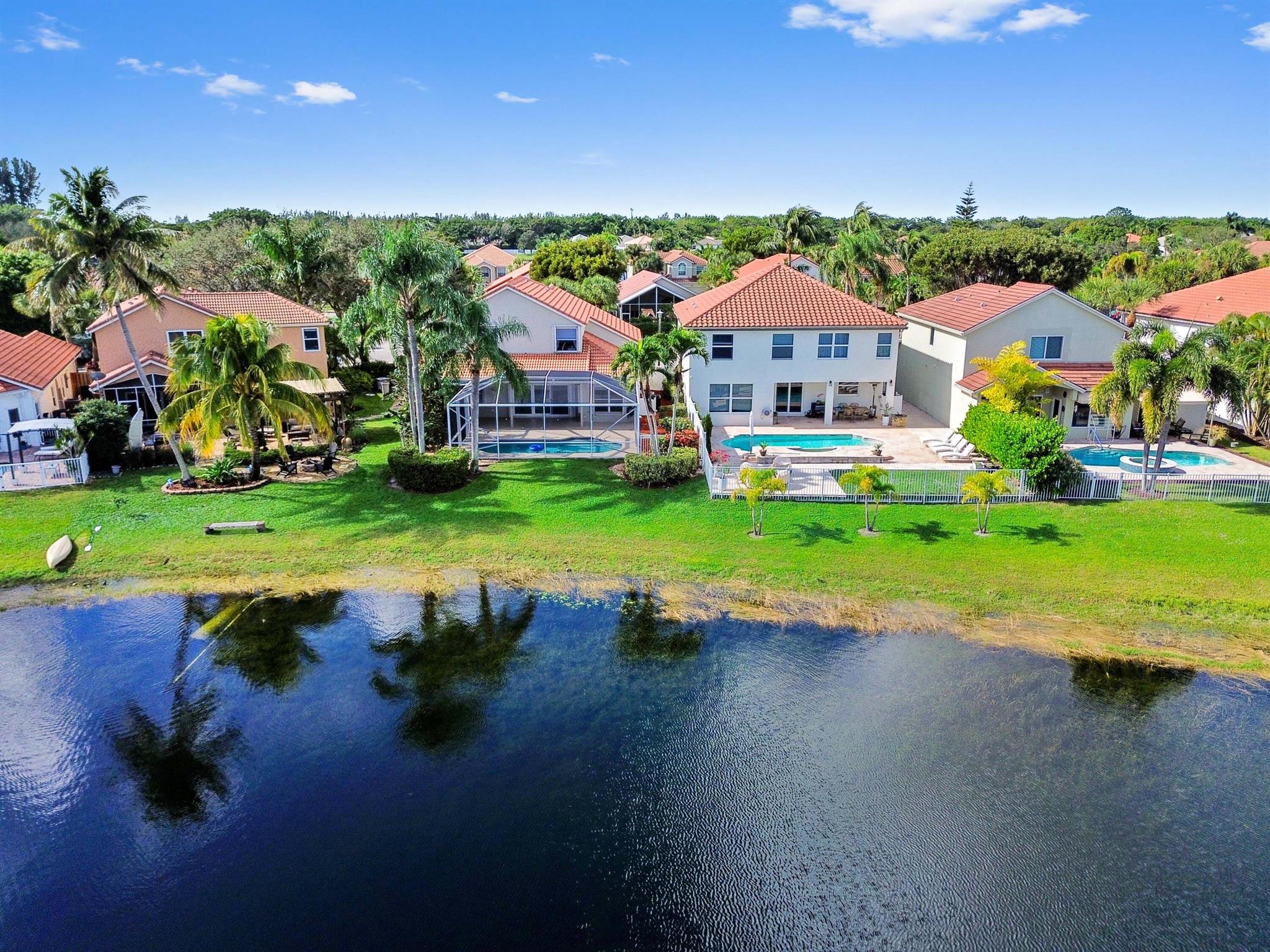 LAKE CHARLESTON - Residential