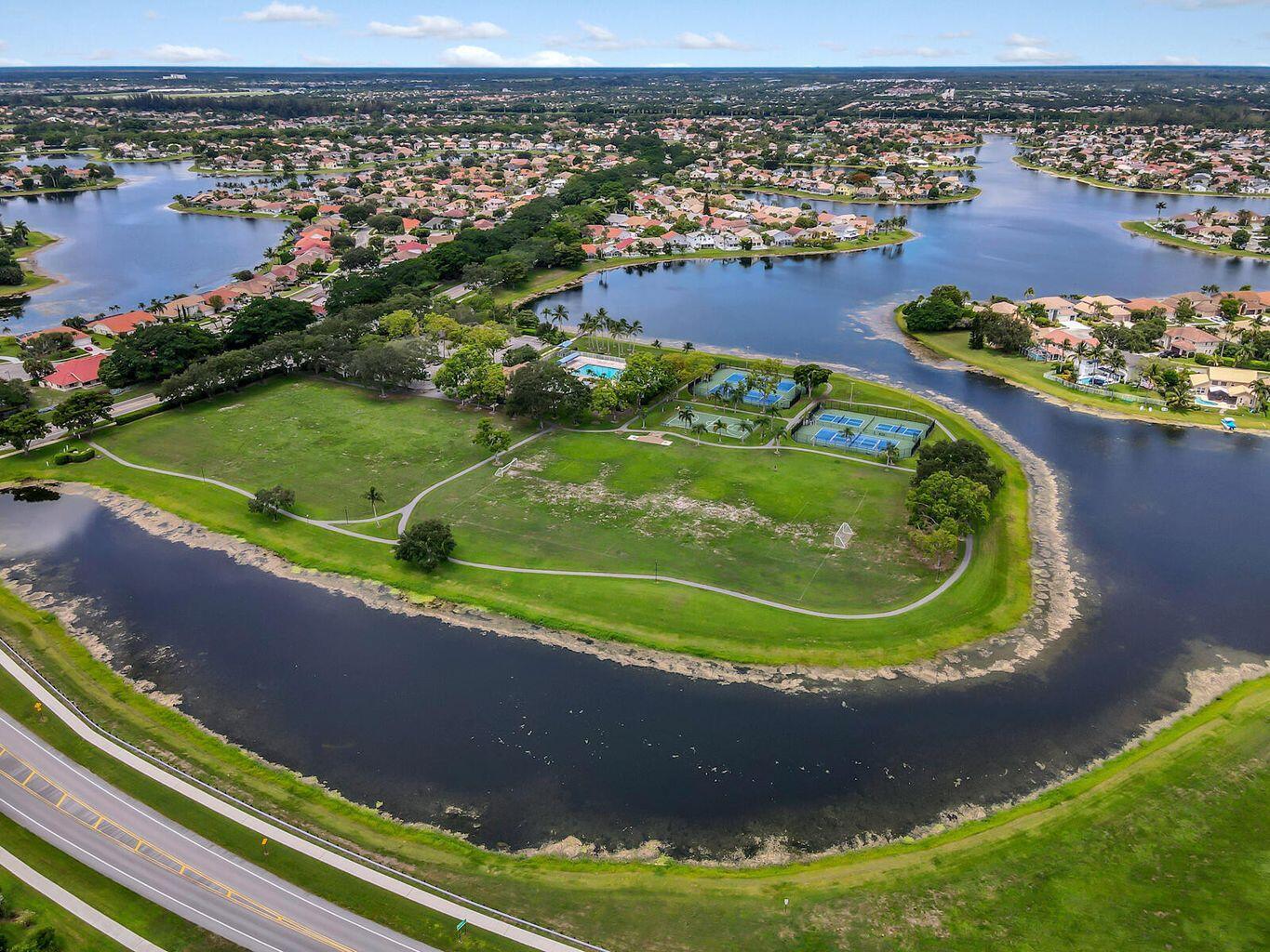 LAKE CHARLESTON - Residential