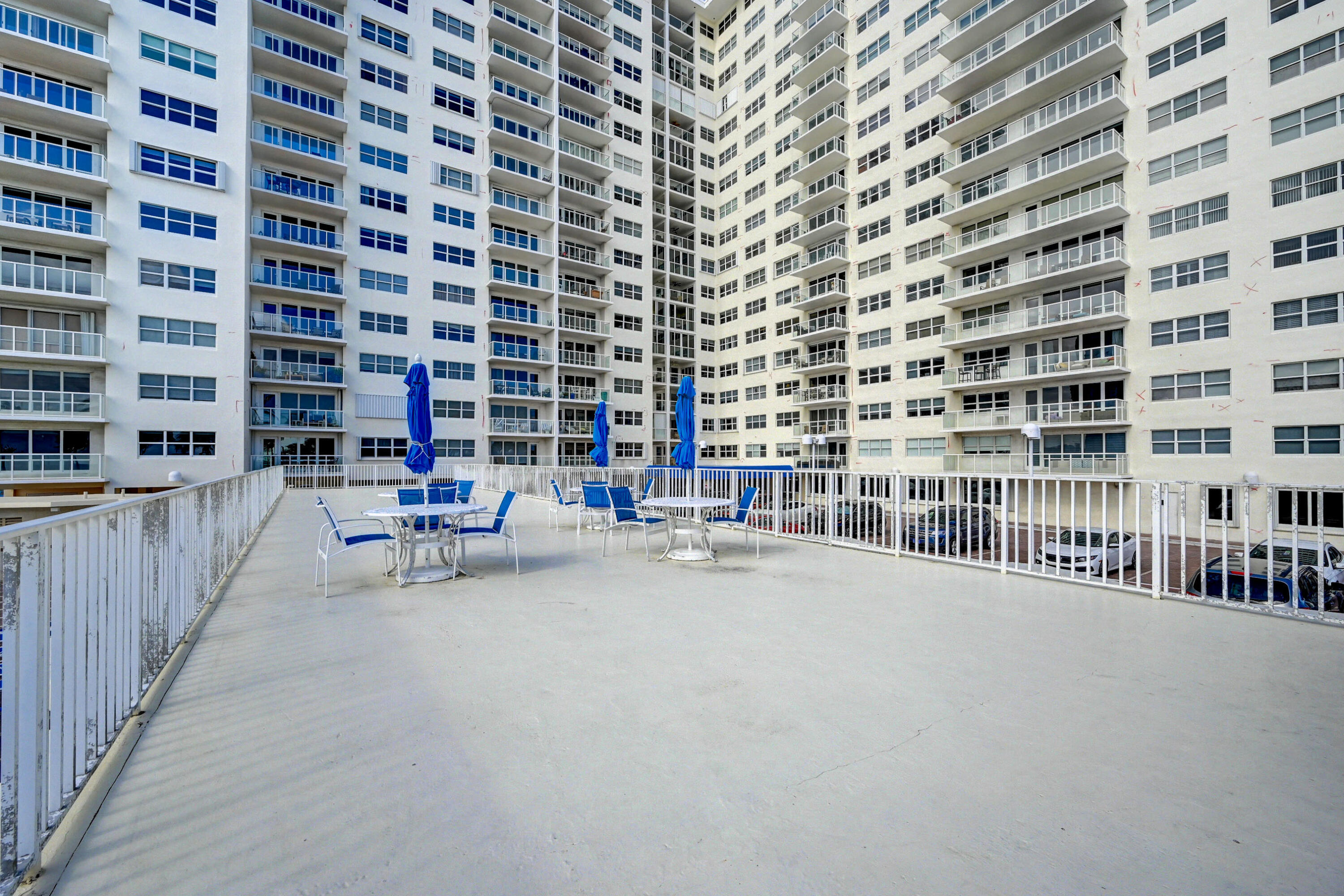 SEA MONARCH CONDO - Residential