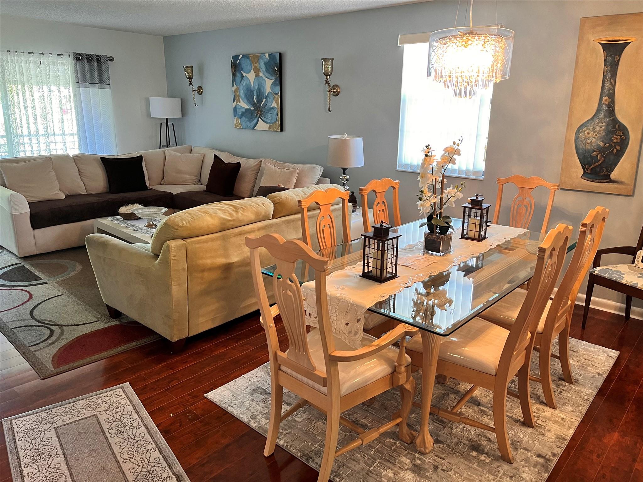 4940 E Sabal Palm Blvd 414