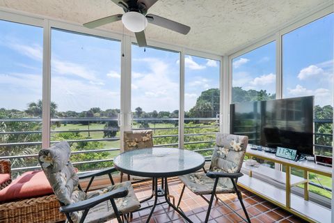 Tiny photo for 804 Cypress Grove Lane #408, Pompano Beach, FL 33069 (MLS # B26054135)