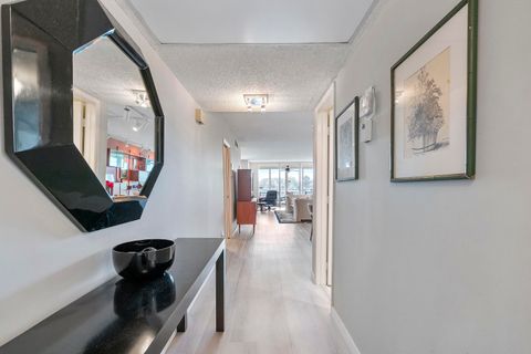 Tiny photo for 804 Cypress Grove Lane #408, Pompano Beach, FL 33069 (MLS # B26054135)