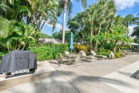 Tiny photo for 804 Cypress Grove Lane #408, Pompano Beach, FL 33069 (MLS # B26054135)