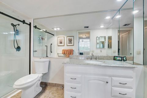 Tiny photo for 804 Cypress Grove Lane #408, Pompano Beach, FL 33069 (MLS # B26054135)