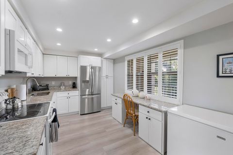 Tiny photo for 804 Cypress Grove Lane #408, Pompano Beach, FL 33069 (MLS # B26054135)