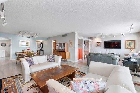 Tiny photo for 804 Cypress Grove Lane #408, Pompano Beach, FL 33069 (MLS # B26054135)
