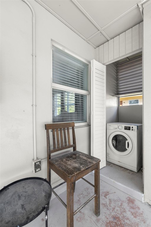 LAUDERDALE - Residential Income