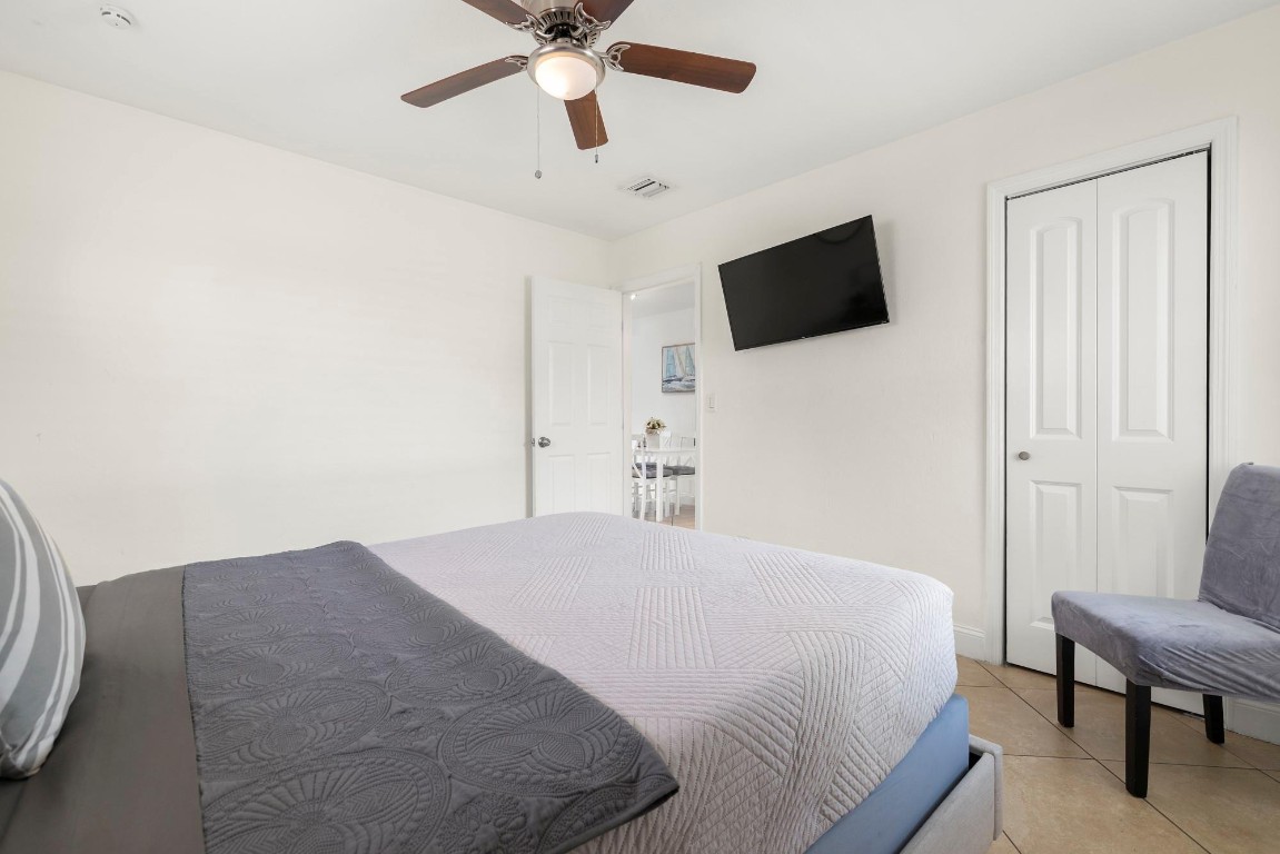 LAUDERDALE - Residential Income