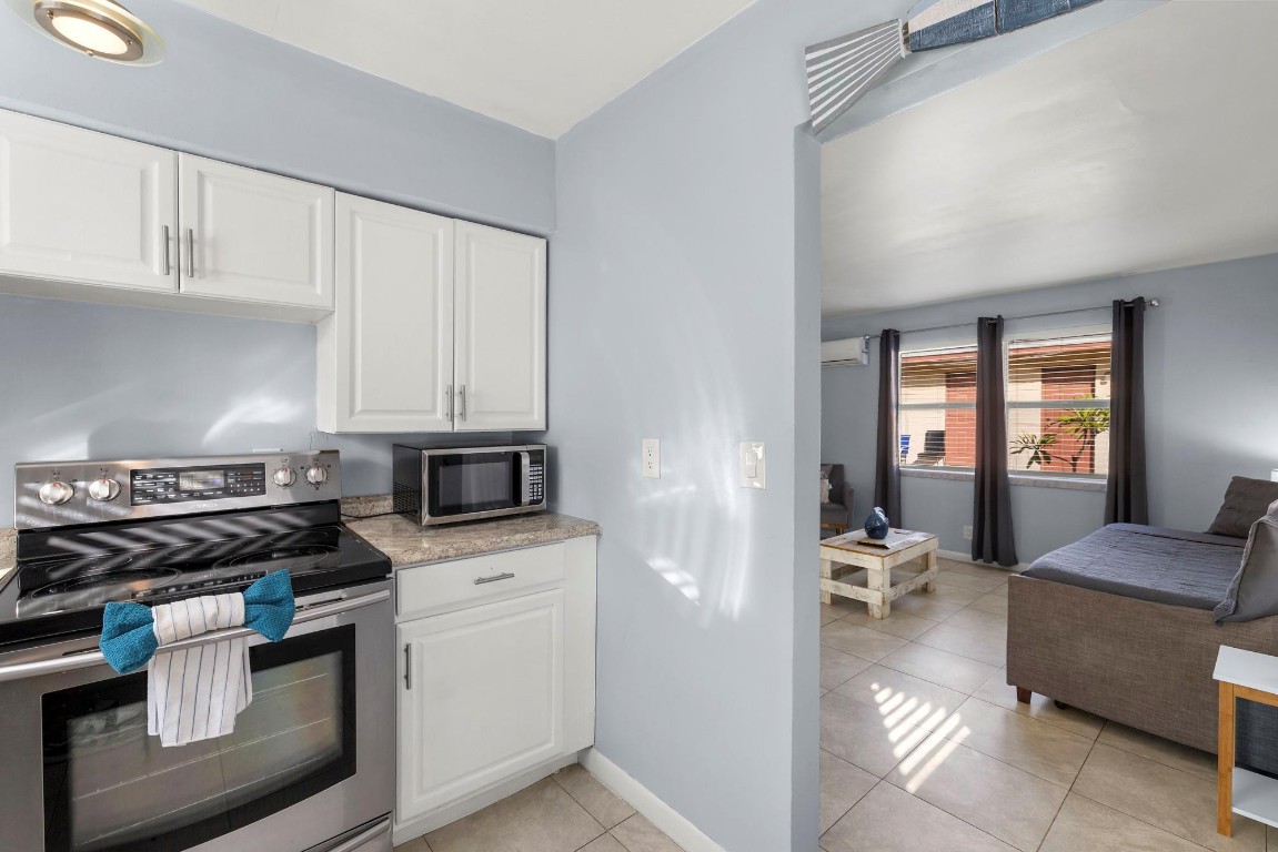 LAUDERDALE - Residential Income