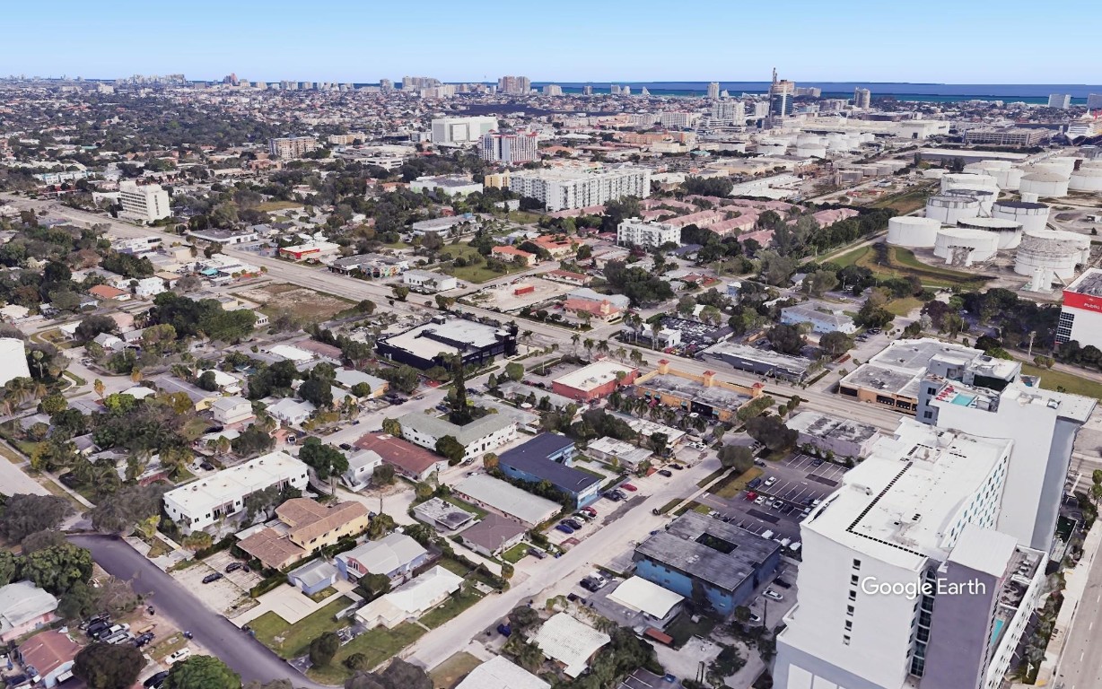 LAUDERDALE - Residential Income